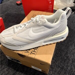 Nike Men's Air Max Dawn 10.5 NWB